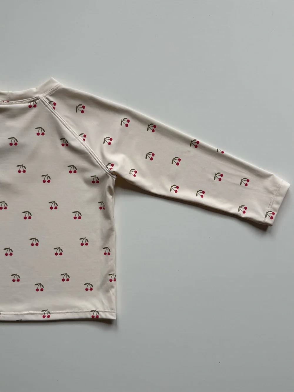 Zara Girls Long-Sleeve Rashguard Swim Top with Cherry Print, Ivory (Ecru) - 2Y